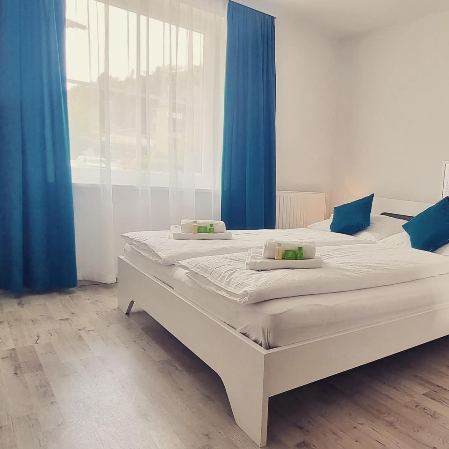 Bora Appartements 1 mit 4 Schlafzimmer Zell am See Exterior foto